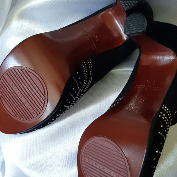 CHIE MIHARA Black Suede Embellished Mary Jane Heels size 6 (36.5) - Picture 2 of 6